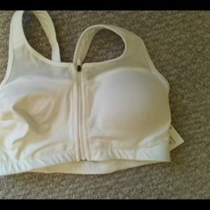 NWT—Athleta sports bra front zip size 34DD